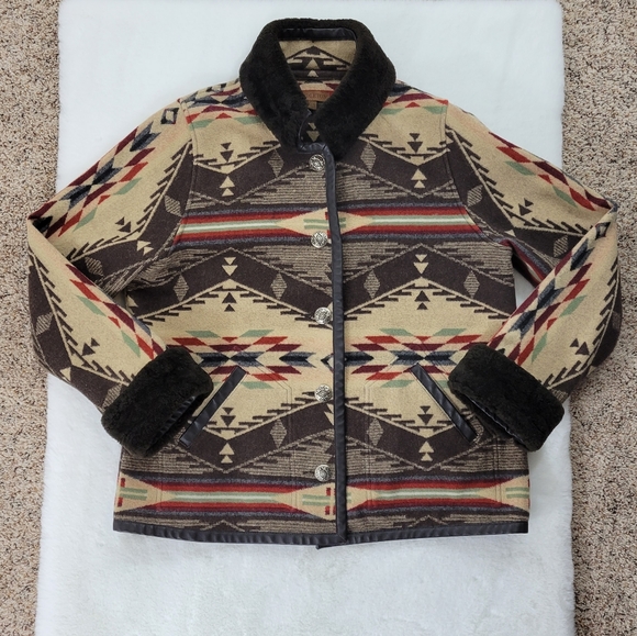Pendleton Jackets & Blazers - Pendleton Women's Winter Coat